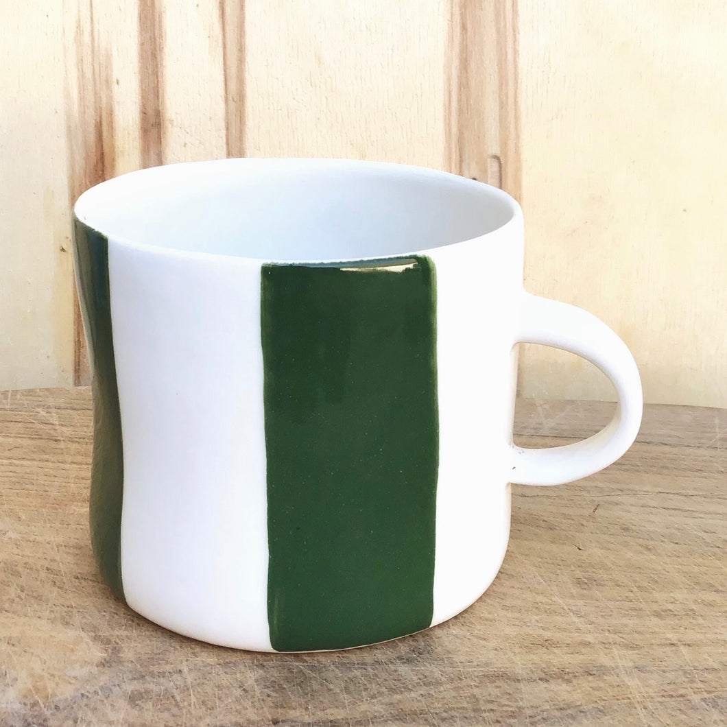 Alberta, cup with a handle, dark green stripes, large size