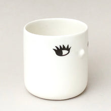 Load image into Gallery viewer, Nosy mug, one open eye
