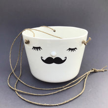 Load image into Gallery viewer, Nosy hanging flower pot, large size, closed eyes, mustache

