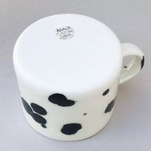 Load image into Gallery viewer, Dalmatian cup with a handle
