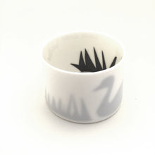Load image into Gallery viewer, Little Tilley tealight, swan and grass
