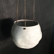 Load image into Gallery viewer, Snowball hanger/flowerpot
