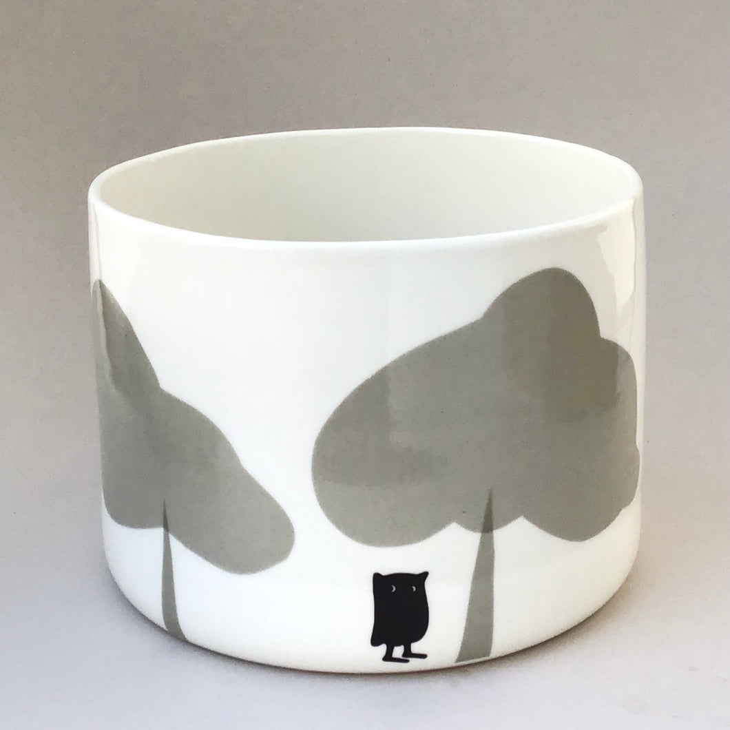 Flower pot, cute owl and grey trees, x-large size