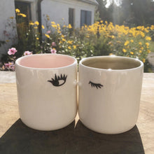 Load image into Gallery viewer, Nosy mug, closed eyes.
